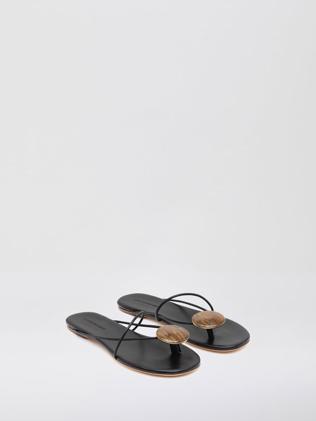 Doma Stoned Flat