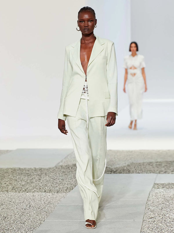 Resort 2022