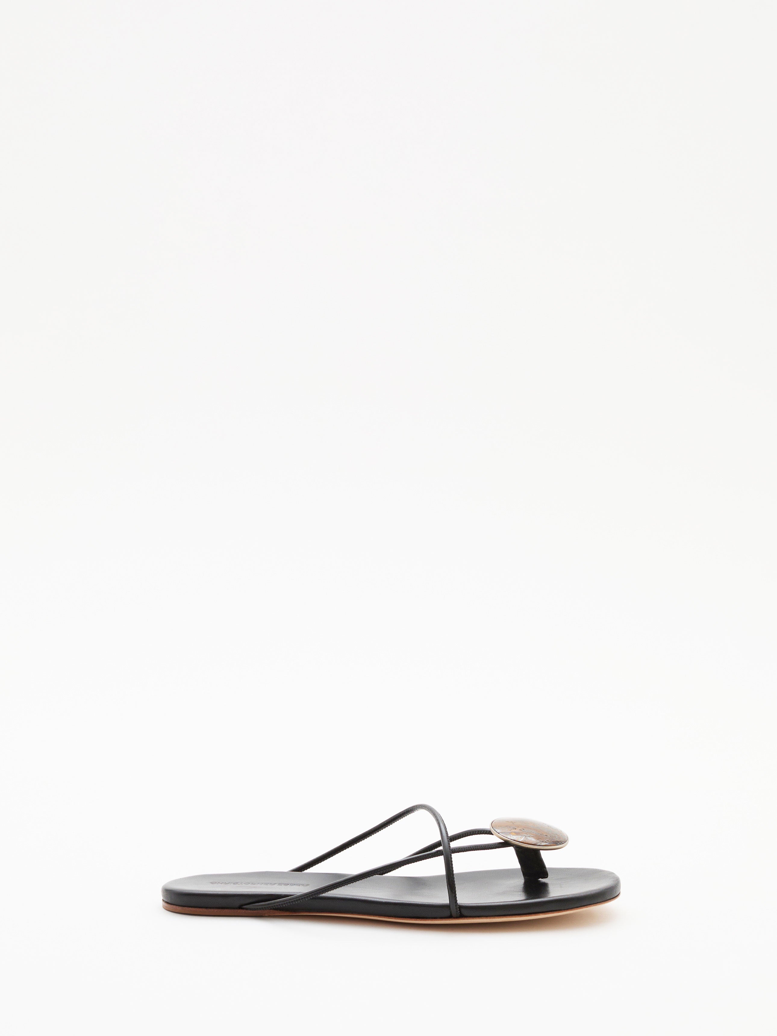 Doma Stoned Flat