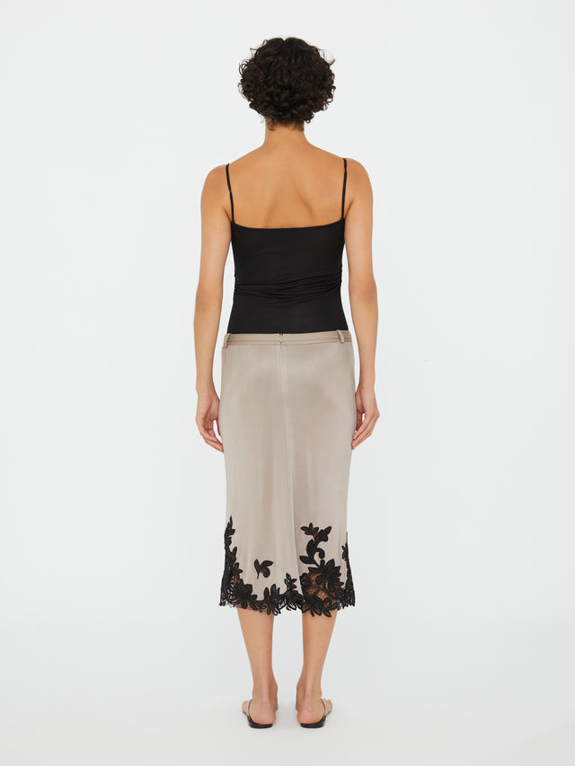 Hibiscus Embroidered Rib Skirt