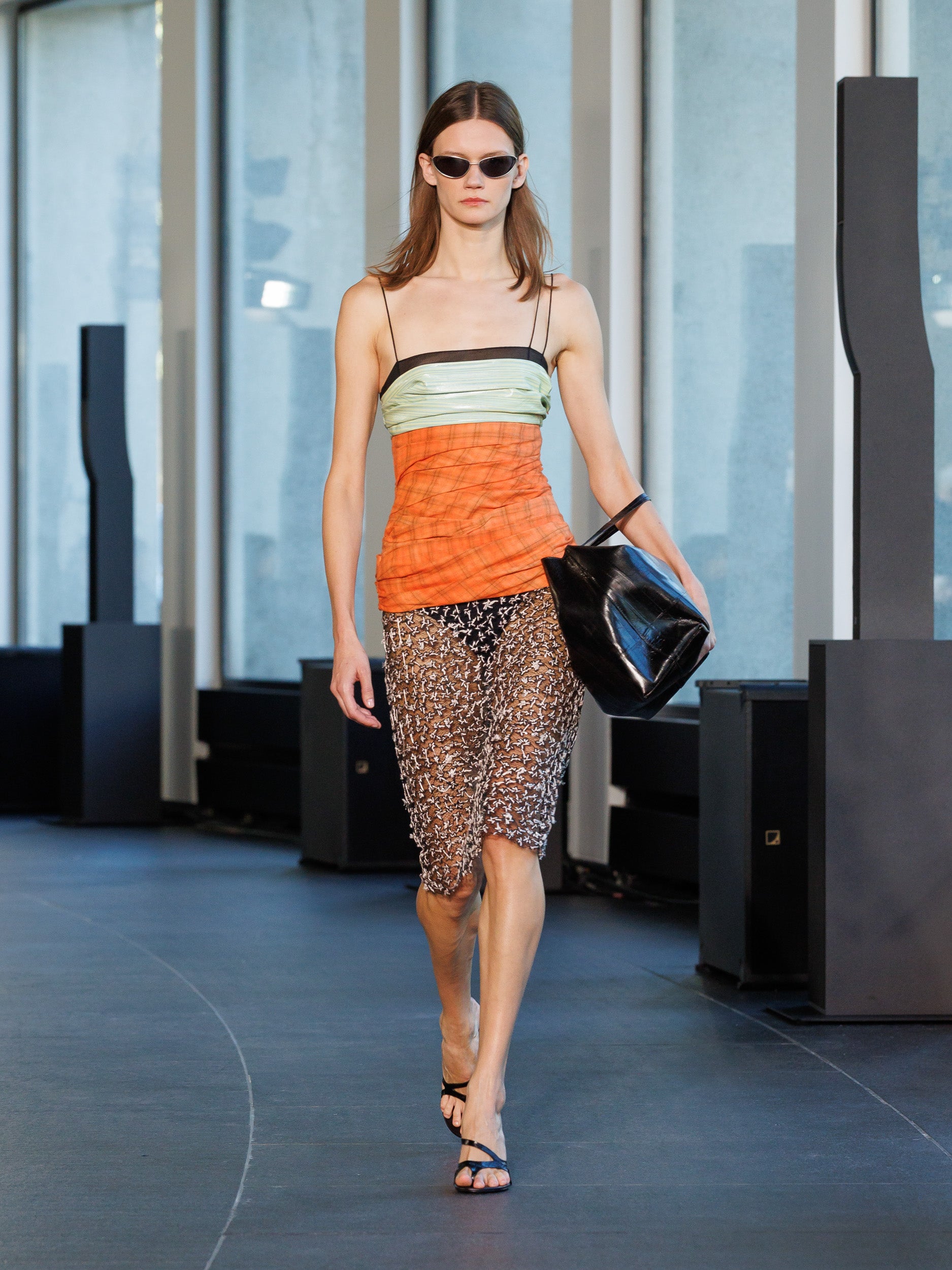 Spliced Bustier Fragment Lace Dress